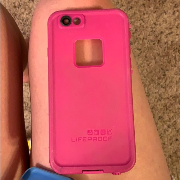 iPhone 6 life proof case - Picture 2 of 2